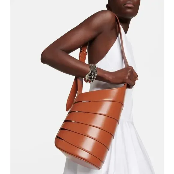 100% BRAND NEW - ALAIA Babel Brown Medium HandBag Bag $2980R! - Picture 1 of 14